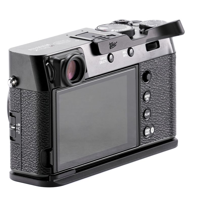 Tilta-Vintage-Kit-de-Baza-Camera-Cage-pentru-Fujifilm-X100VI-Negru.3