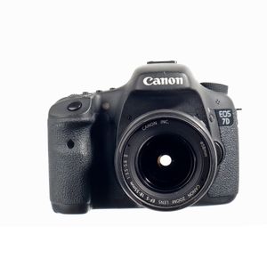 Canon 7D + Canon 18-55mm F3.5-5.6 SH-1028161