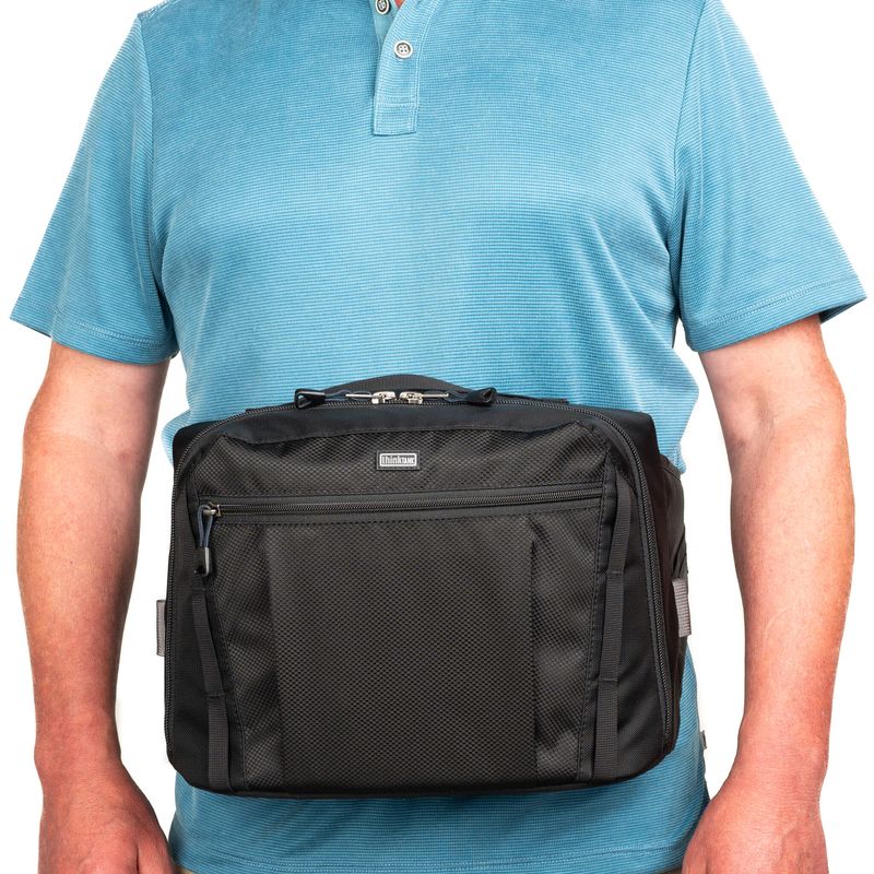 20_0002_PressPass-20-Waist-Pack-Front