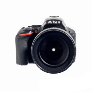 Nikon D5600 + Nikon18-105mm f/3.5-5.6 G ED  VR SH-1028282