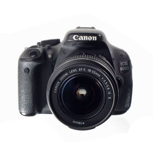 Canon 600D + Canon 18-55mm F3.5-5.6 IS II SH-1028424
