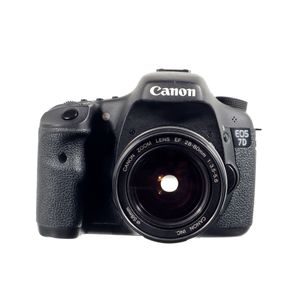 Canon 7D + Canon 28-80mm F3.5-5.6 SH-1028809