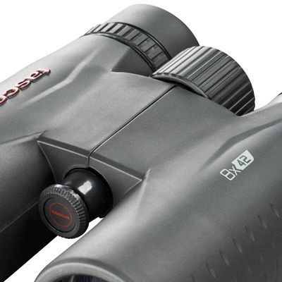 Tasco Essentials 8x42 Binoclu cu Prisma Tip Roof