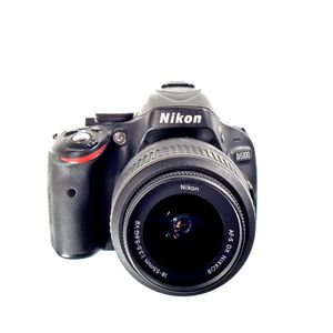 Nikon D5100 + 18-55mm F3.5-5.6 G VR SH-1030074