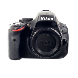 Nikon D5100 - body SH-1030613
