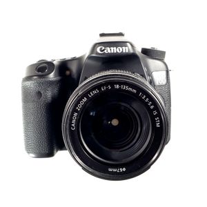 Canon 70D + 18-135mm F3.5-5.6 IS STM SH-1031082