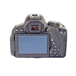 Canon 700D + Canon 18-55mm F3.5-5.6 IS STM SH-1030228