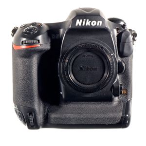 Nikon D5 - body XQD SH-1031533