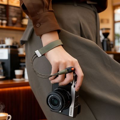 PGYTECH Slim Vintage Curea de Mana pt Camera Verde (Olive Green)