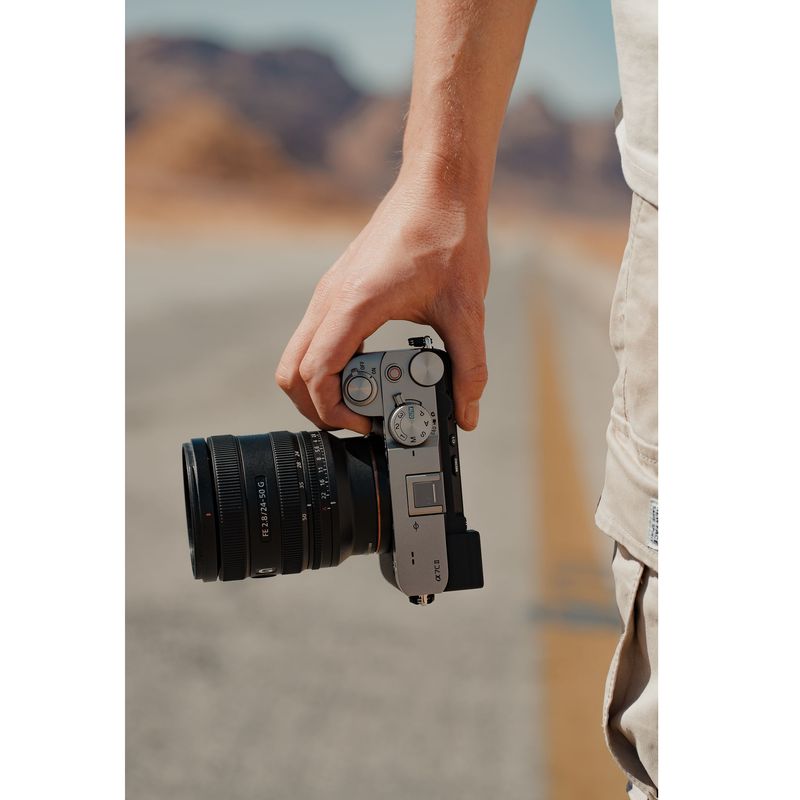 Sony2450mmF28GObiectivFotoMirrorlessMonturaE