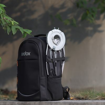 Godox EazyFlow Beauty Dish Pliabil Negru/Argintiu 85cm Montura Bowens