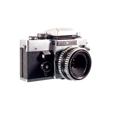 Exakta RTL 1000 + Carl zeiss tessar 50mm f2.8 SH-1032950