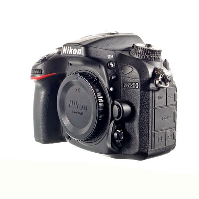Nikon D7200 - body SH-1033586