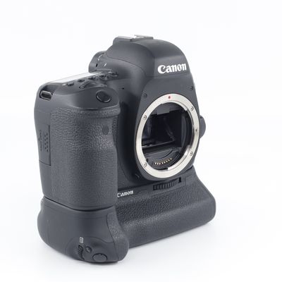 Canon 6D Mark II body SH-1033561