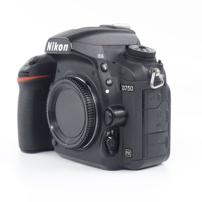 Nikon D750 SH-1032796