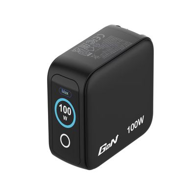 Verbatim Incarcator Mini GaN 100W cu Display si 3 Porturi Negru