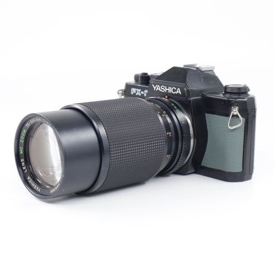 Yashica FX-3 + Yashica 75-200mm F4.5 SH-1034537