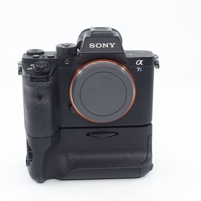 Sony A7S II + Grip SH-1034511