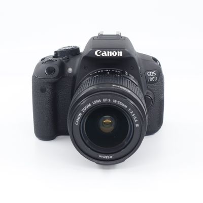 Canon 700D + Canon 18-55mm f3.5-5.6 SH-1035598