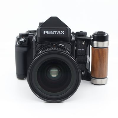 Pentax 67 II + Pentax SMC 55-100mm F4.5 SH-1036019