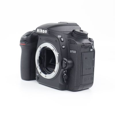 Nikon D7500 body SH-1036082