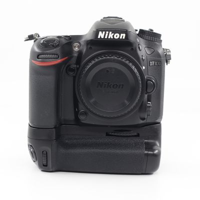 Nikon D7100 - body SH-1036012