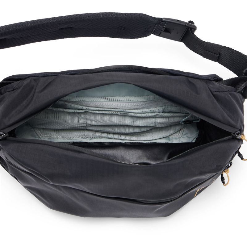 PeakDesignOutdoorSling7LGeantaFotoNeagra