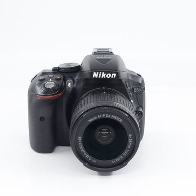Nikon D5300 + Nikon 18-55mm f3.5-5.6 F3.5-5.6 G SH-1036398