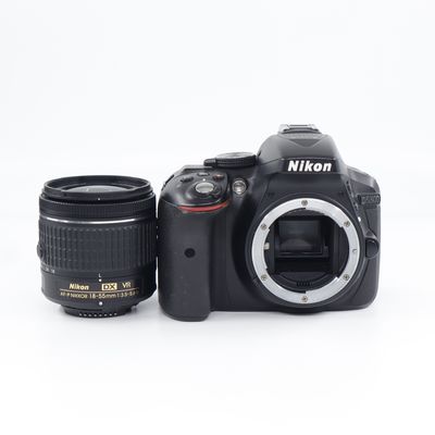 Nikon D5300 + Nikon 18-55mm f3.5-5.6 F3.5-5.6 G SH-1036398