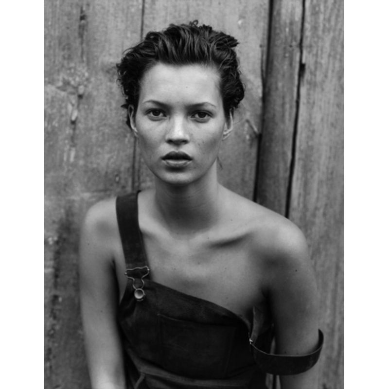 peter-lindbergh-on-street-26464-2