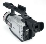 canon-xm2-camera-video-profesionala-3-ccd-zoom-optic-20x-zoom-digital-100x-ecran-lcd-mobil-2-5-inch-3727-2