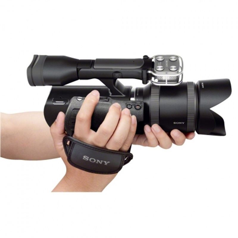 sony-nex-vg30eh-obiectiv-powerzoom-18-200mm-camera-video-montura-sony-e-24436-10