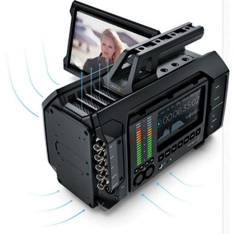 blackmagic-design-ursa-4k-digital-cinema-camera--canon-ef-mount--34081-5