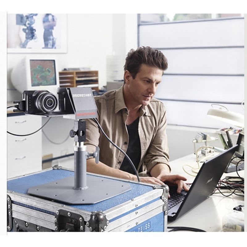 blackmagic-micro-studio-camera-4k-55000-9-996