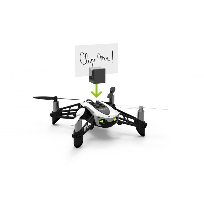 parrot_mambo_packshot_clipme