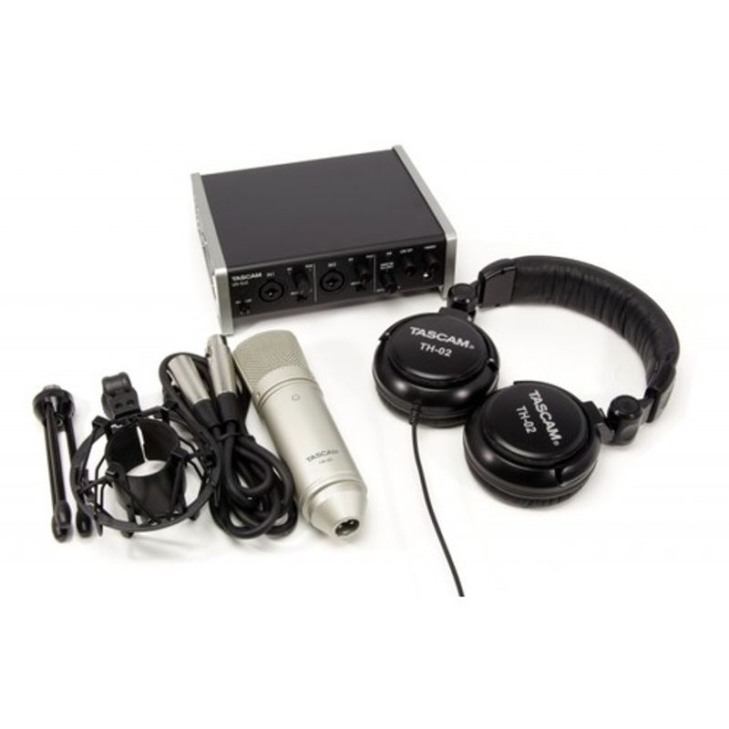 tascam-trackpack-2x2-kit-inregistrare-voice-over-57052-1-387