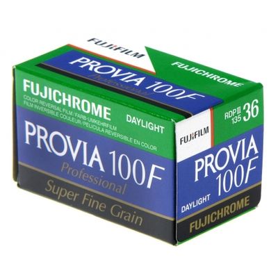 Fujifilm Fujichrome Provia 100F - film diapozitiv color ingust (ISO 100, 135-36)