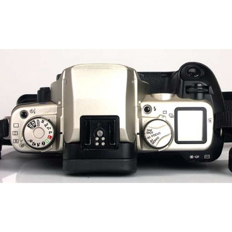 aparat-foto-canon-eos-50e-body-aparat-pe-film-35mm-battery-grip-bp50-3632-2