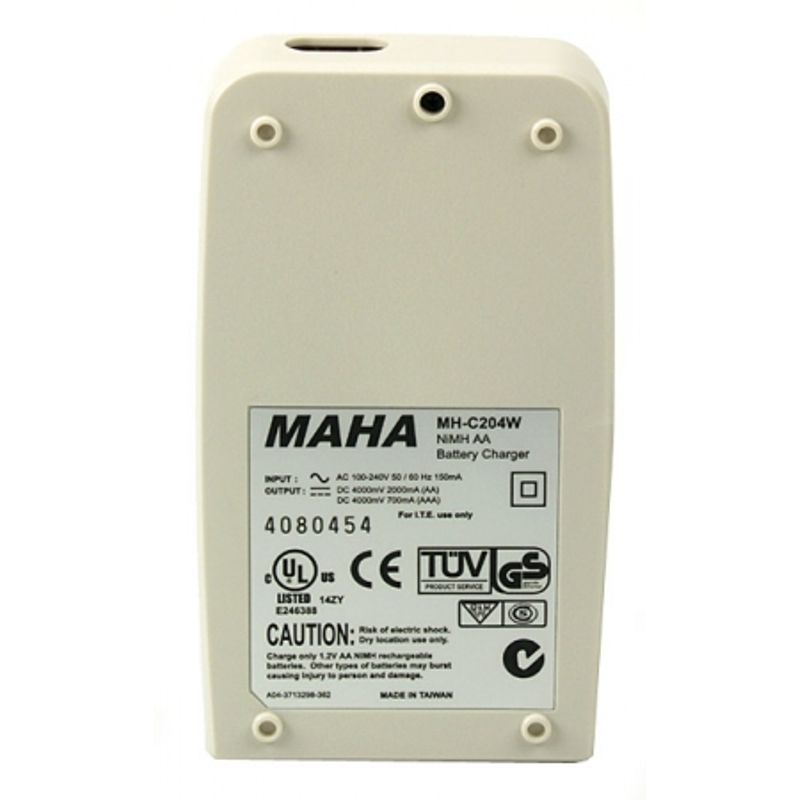 maha-mh-c204-alb-incarcator-compact-pentru-acumulatori-tip-r6-aa-r3-aaa-maha-mh-c204w-cu-discharge-5745-1