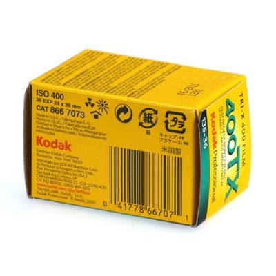 Kodak Professional TRI-X 400TX - film alb-negru negativ ingust (ISO 400, 135-36)