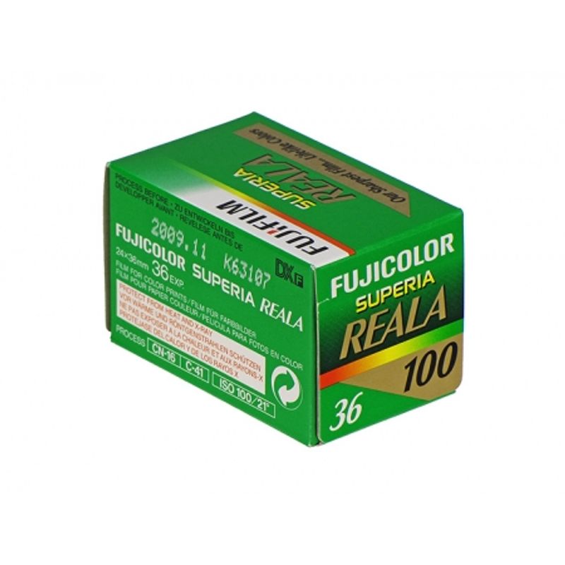fujifilm-fujicolor-superia-reala-100-film-negativ-color-ingust-iso-100-135-36-9213-1