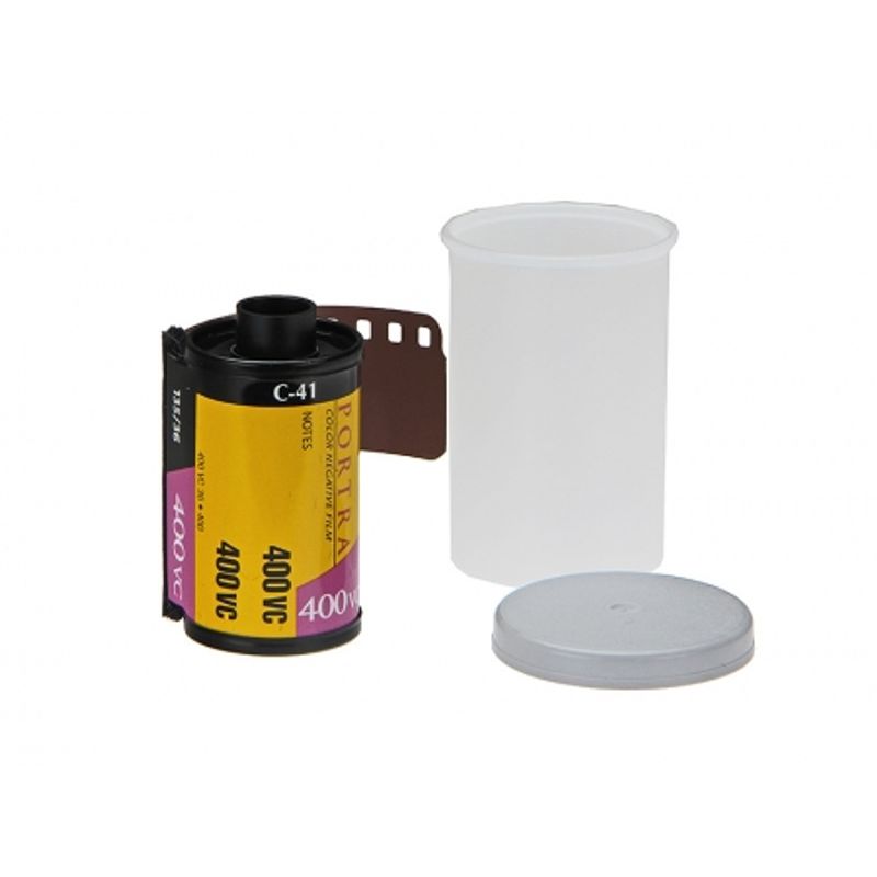 kodak-professional-portra-400vc-film-negativ-color-ingust-iso-400-135-36-9752-1