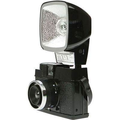 Lomography Diana Mini Aparat Foto pe Film 35mm cu Blit Petite Noire