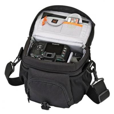 Lowepro Nova 140 AW Geanta Foto Black