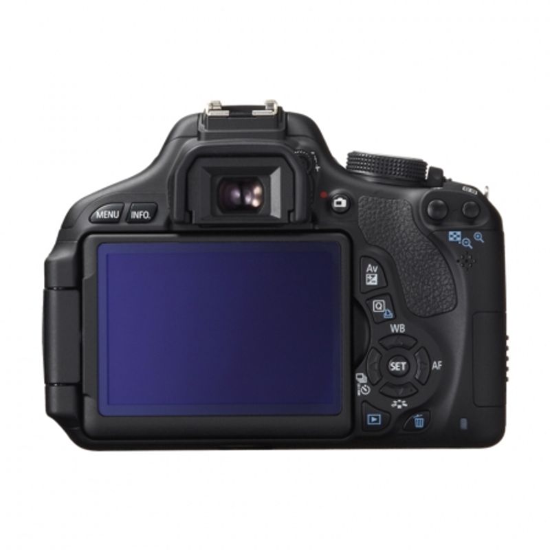 canon-eos-600d-18-55-dc-iii-fara-is-75-300-dc-26597-3