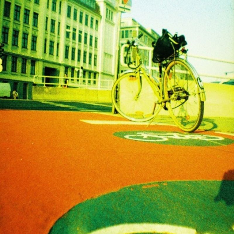 lomography-diana-mini-with-flash-alb-aparat-foto-pe-film-de-35mm-27619-9