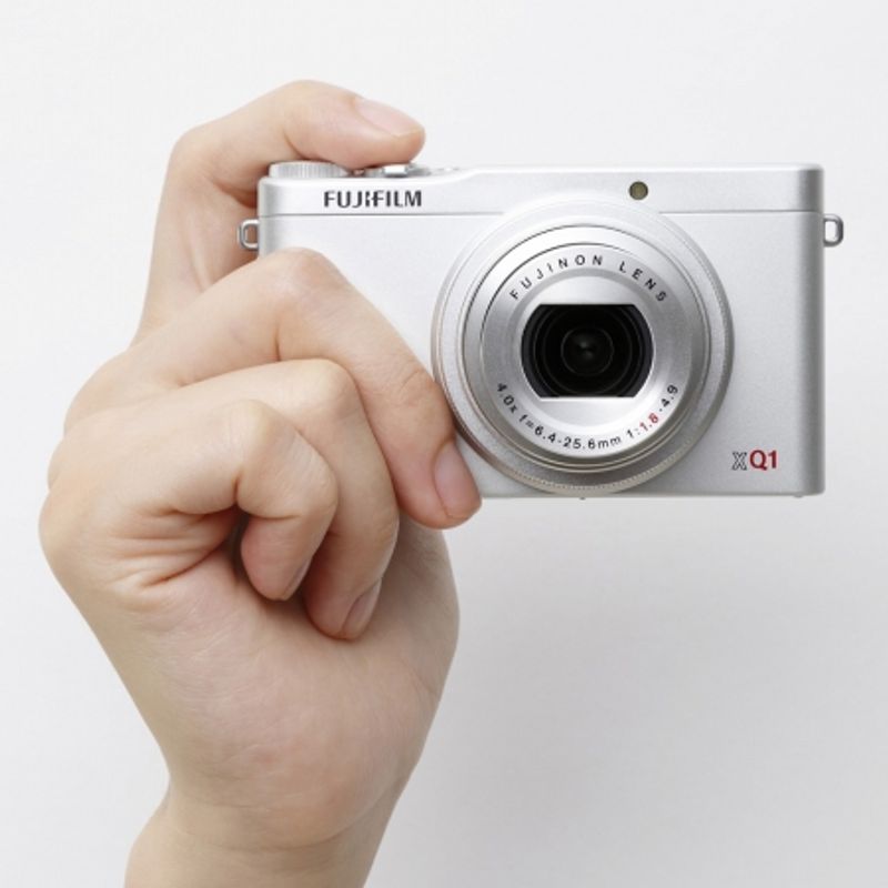 fujifilm-finepix-xq1-argintiu-12mpx--zoom-4x--full-hd-1080p--wi-fi-30161-14