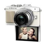 olympus-e-pl7-alb-14--8209-42mm-1-3-5--8209-5-6-ez-pancake-argintiu--36714-4