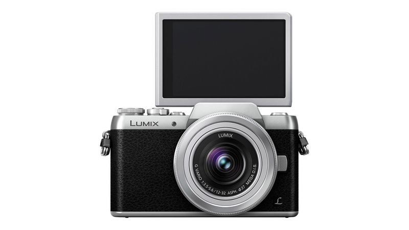 Panasonic Lumix DMC-GF7 kit 12-32mm f/3.5-5.6 argintiu - F64.ro