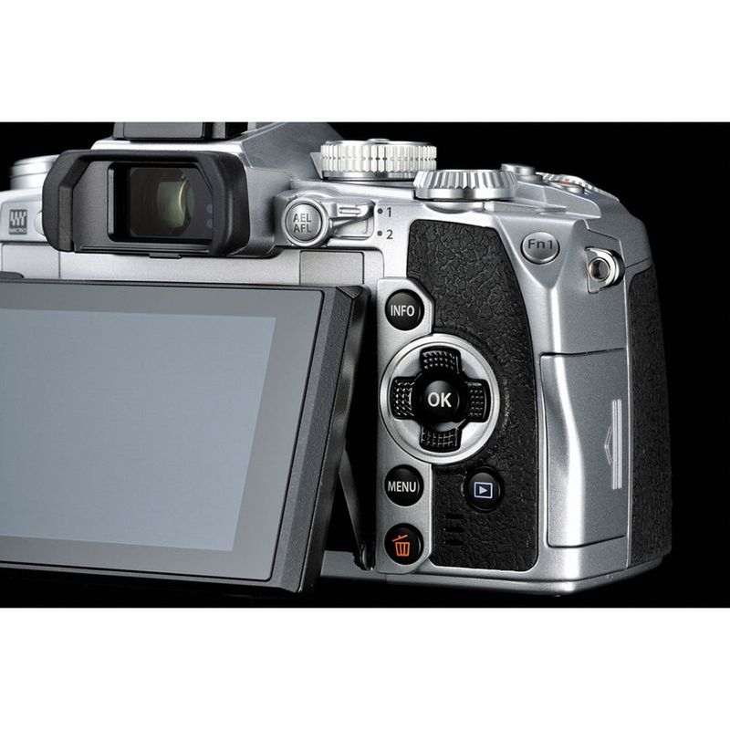 olympus-om-d-e-m1-body-argintiu-40036-10-824